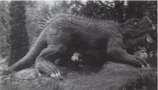 Hawkins reconstruccion of Hylaeosaurus. Crystal Palace, 1853