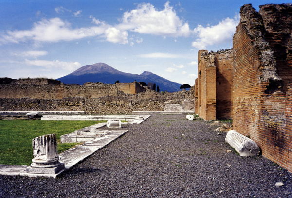 Mount Vesuvius as seen from Pompeii. From Wikimedia Commons