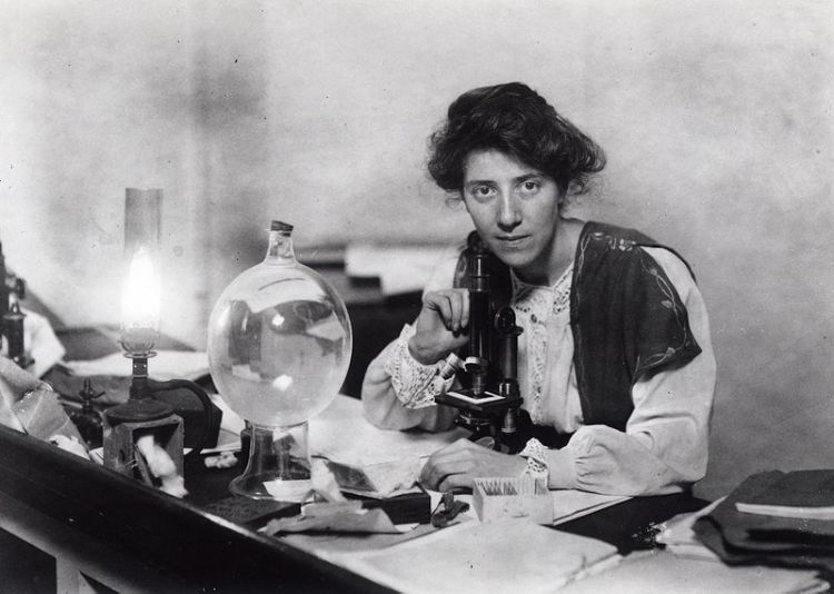 Marie Stopes (From Wikimedia Commons)